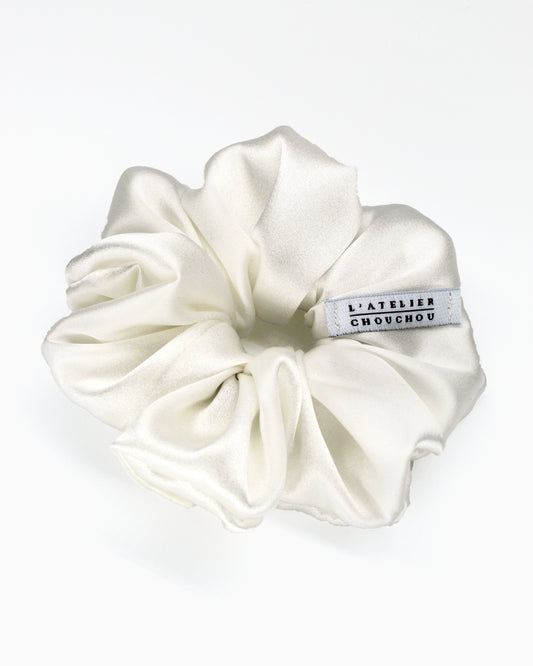 WHITE SILK SATIN SCRUNCHIE