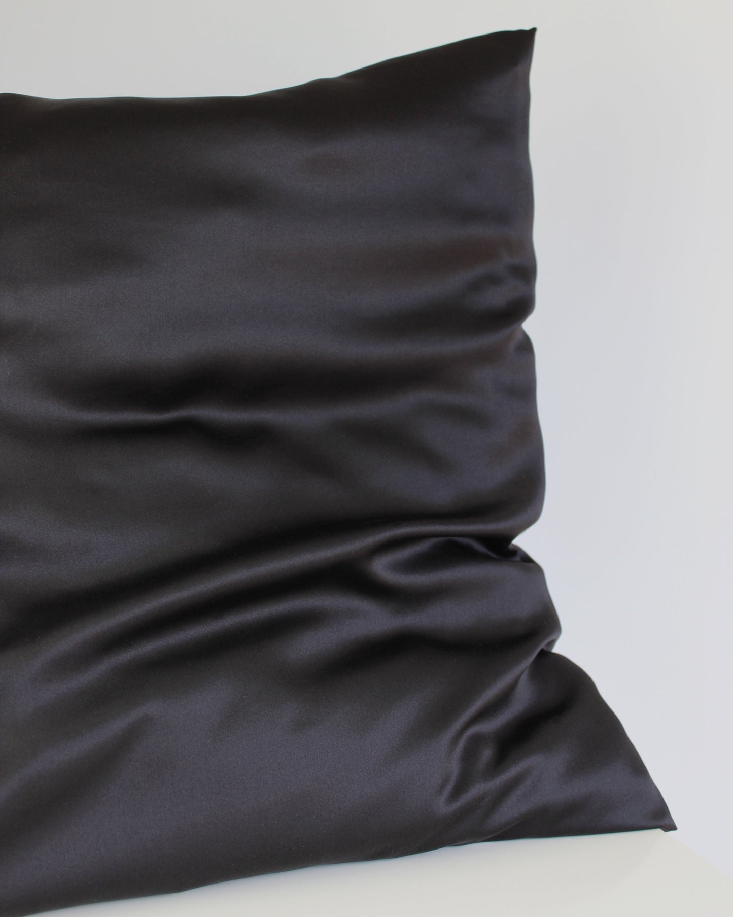 BLACK SILK SATIN PILLOWCASE