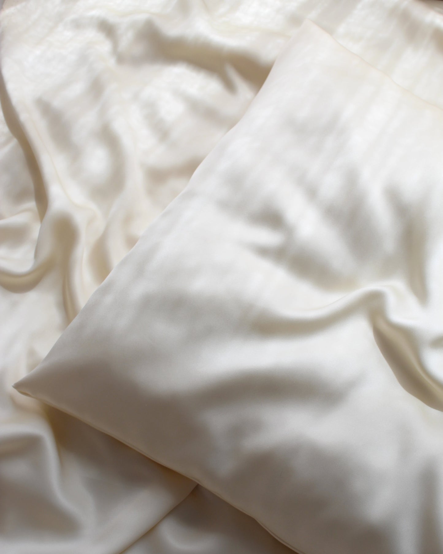 CREAM SILK SATIN PILLOWCASE